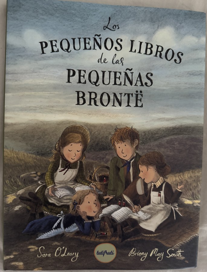 Portada de Los pequeños libros de las pequeñas Brontë